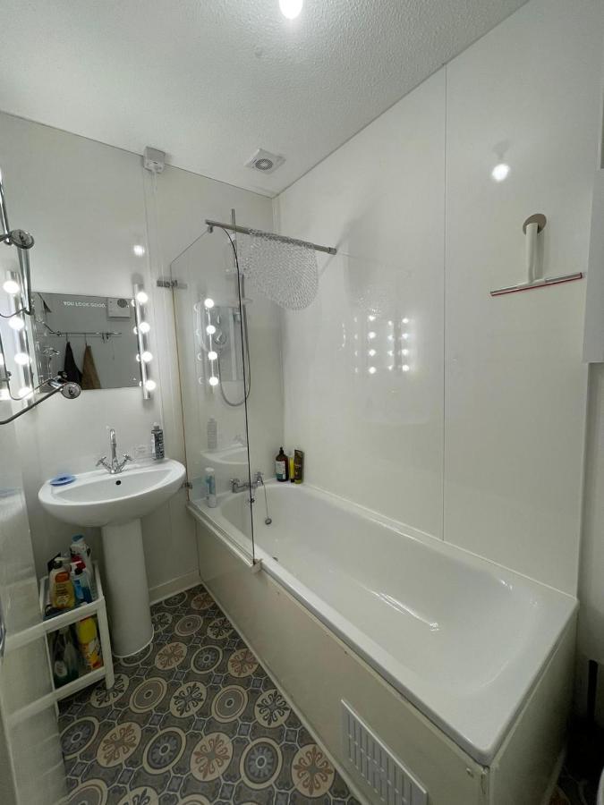 One Bedroom Websters Land Flat - Grassmarket Εδιμβούργο Εξωτερικό φωτογραφία